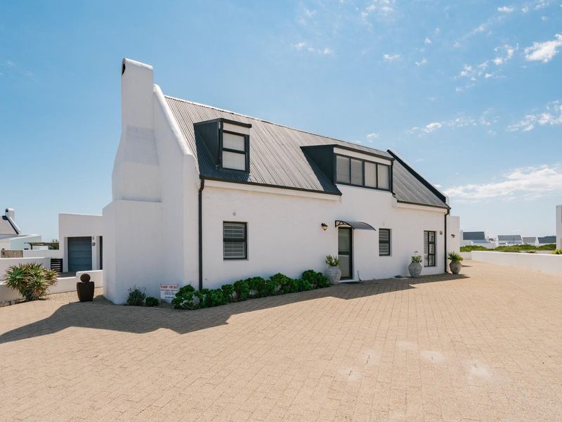 Double the Space, Double the Opportunity - Two Homes, One Exceptional Property! - Photo 4