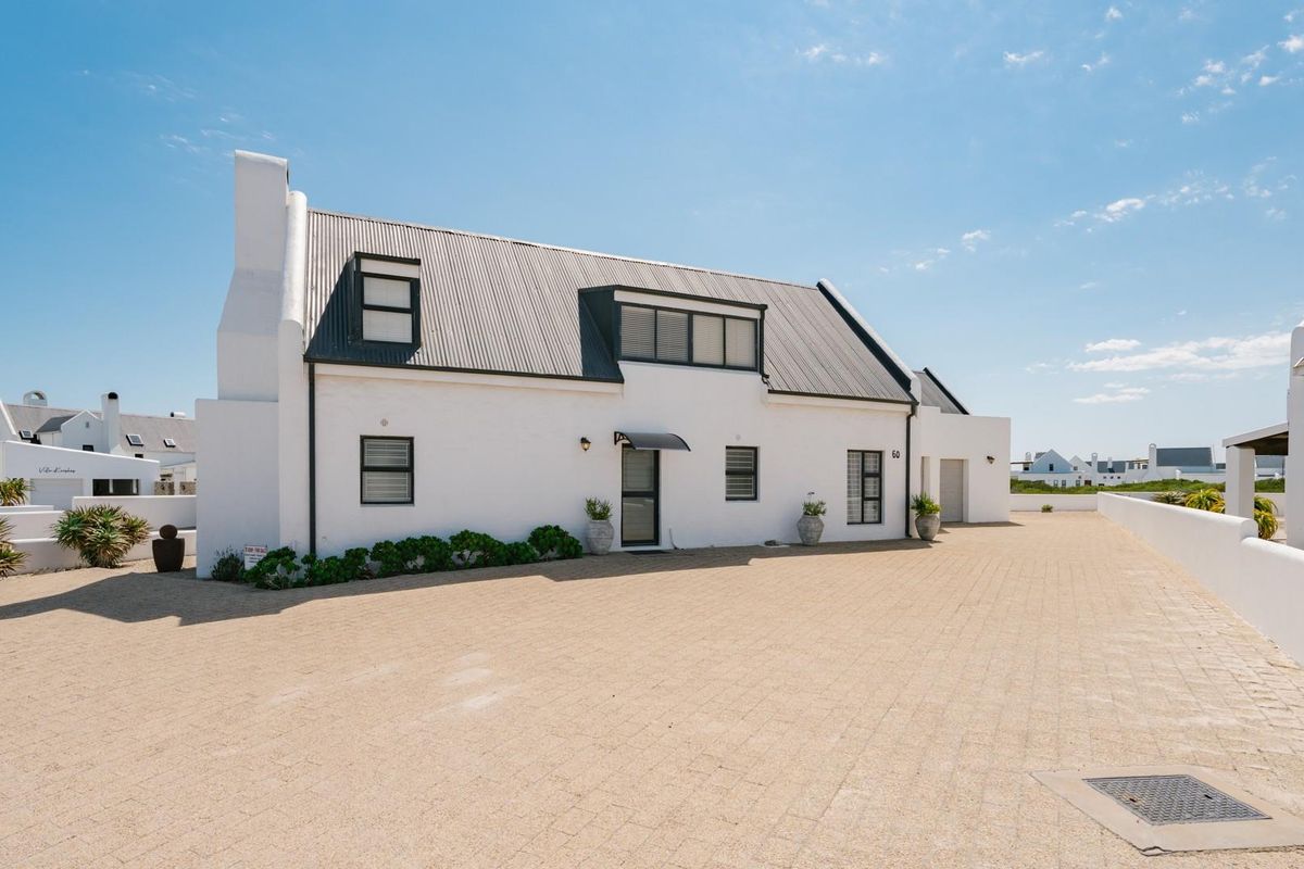 Double the Space, Double the Opportunity - Two Homes, One Exceptional Property! - Photo 3