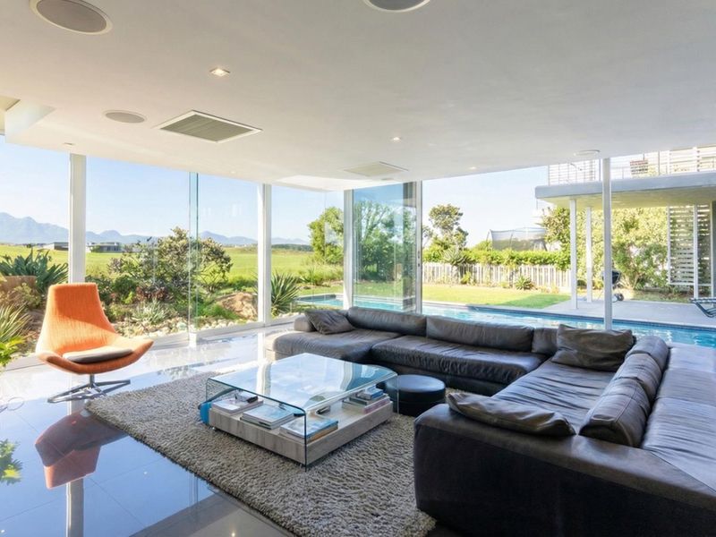 Luxury Living on an Ernie Els Designed Golf Estate - Oubaai - Photo 9