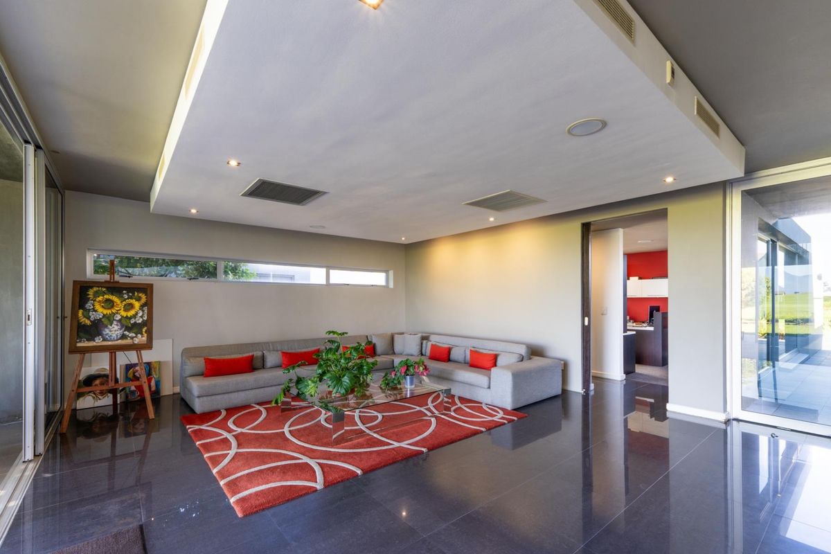 Luxury Living on an Ernie Els Designed Golf Estate - Oubaai - Photo 4