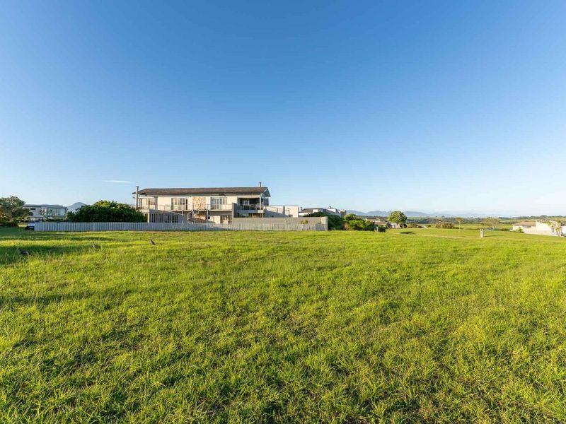 Vacant Land for Sale in Oubaai Golf Estate - Photo 1