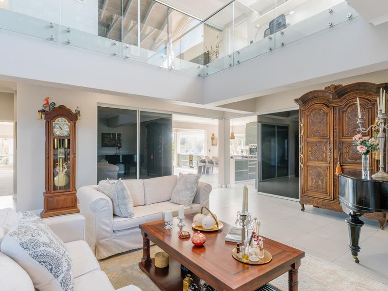 Timeless Luxury in Langebaan Country Estate - Photo 9