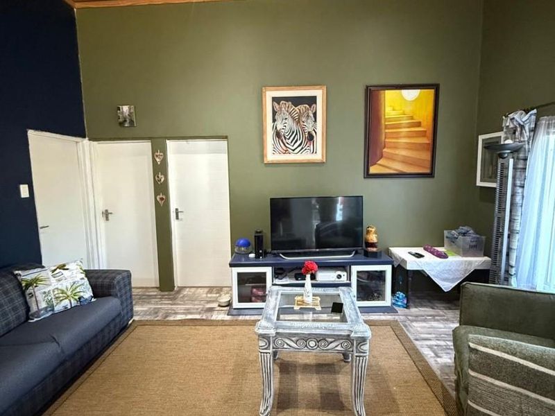 3-Bedroom House FOR SALE in Touws River - Photo 6