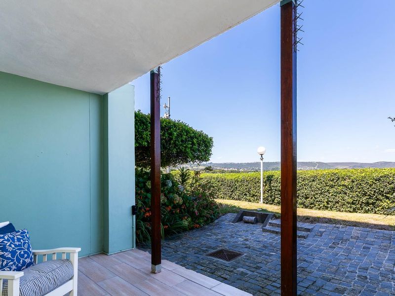 The Ultimate Renovator’s Dream: Waterfront and Airbnb friendly! - Photo 9