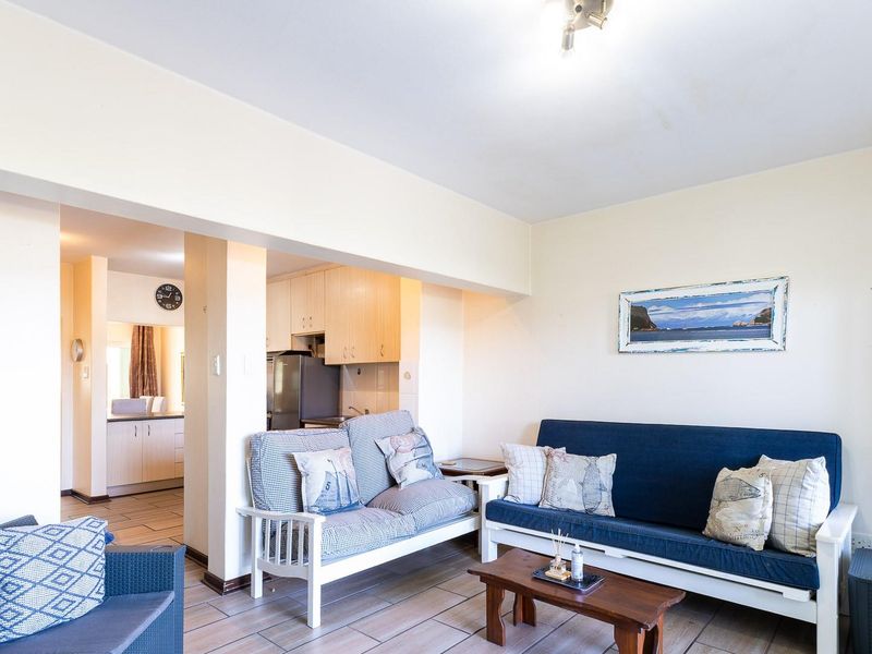 The Ultimate Renovator’s Dream: Waterfront and Airbnb friendly! - Photo 8