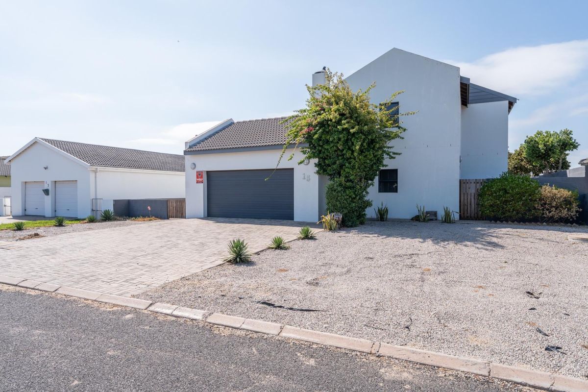 House For Sale in Langebaan Country Estate Langebaan Western Cape - Photo 2