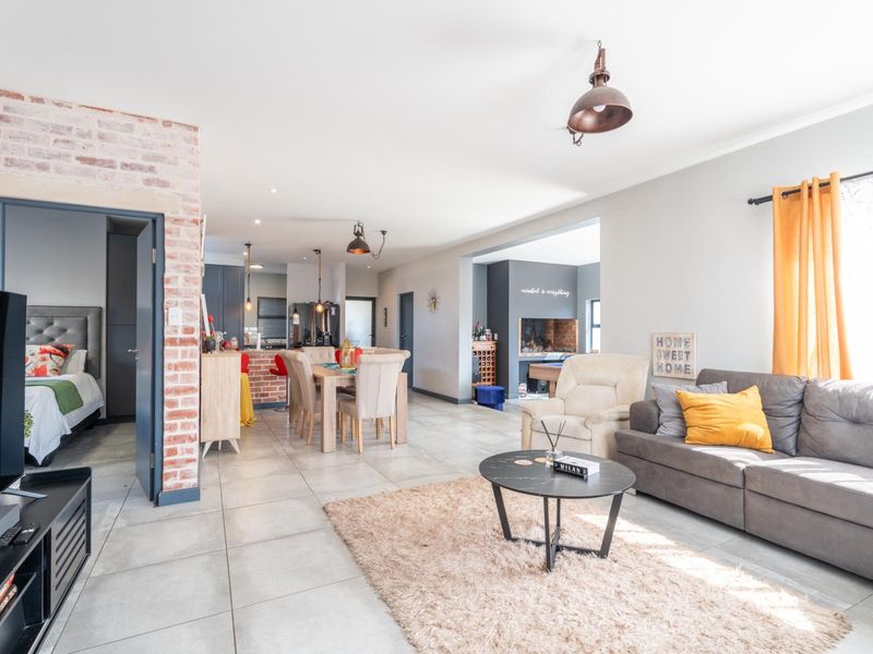 House For Sale in Langebaan Country Estate Langebaan Western Cape - Photo 7