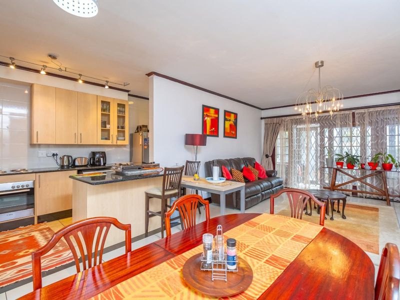 The Perfect Family Retreat: Space, Style, and Wellness - Photo 6