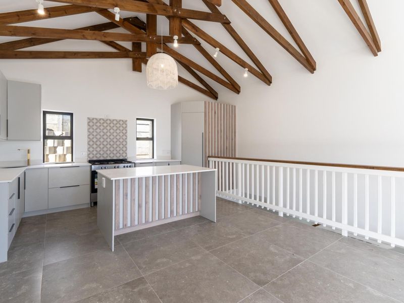 Stylish and contemporary with beautiful scenic views in Seemeeupark - Photo 6