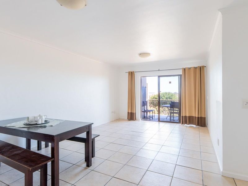 3-Bedroom First Floor Apartment in Langebaan Country Estate - Photo 7