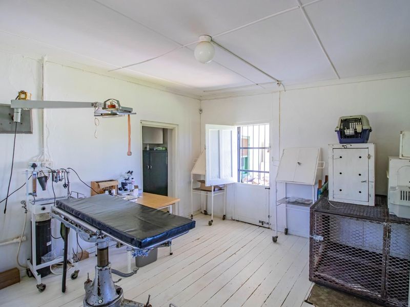 Commercial property in Fort Beaufort - Photo 8