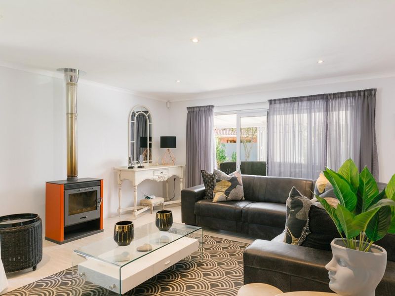 Footsteps from the Water’s Edge - Photo 8