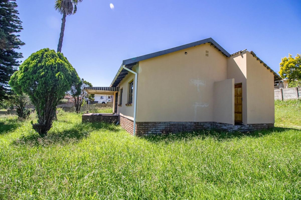 3-bedroom house in King Williams Town - Photo 4