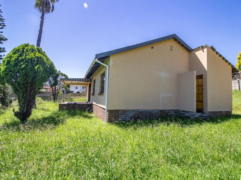 3-bedroom house in King Williams Town - Photo 4