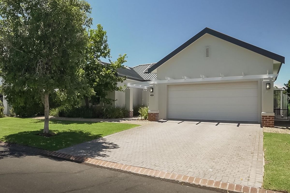 Charming Family-Friendly Rental in Val de Vie Estate - Photo 3