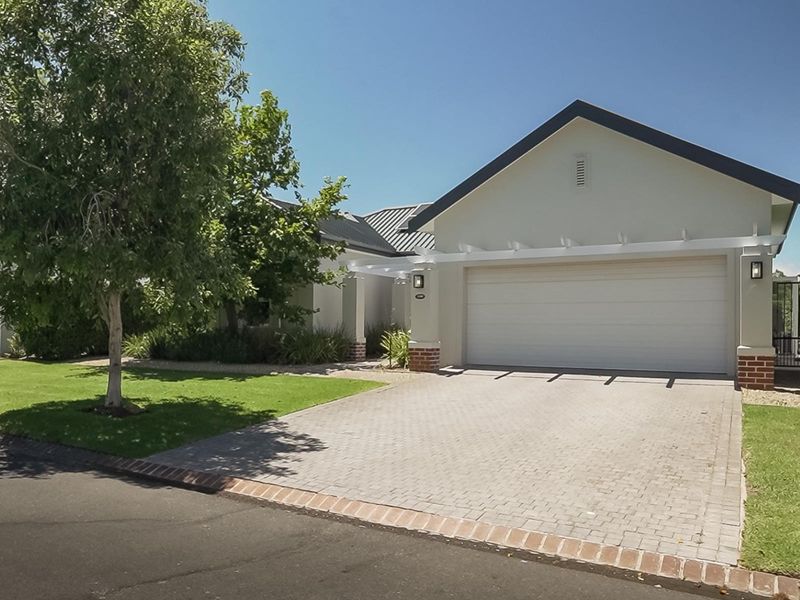 Charming Family-Friendly Rental in Val de Vie Estate - Photo 3