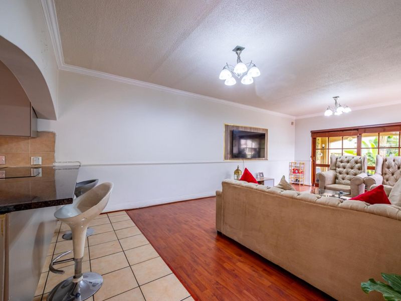 Elite Garden Sanctuary in the Heart of Riverclub - Photo 8