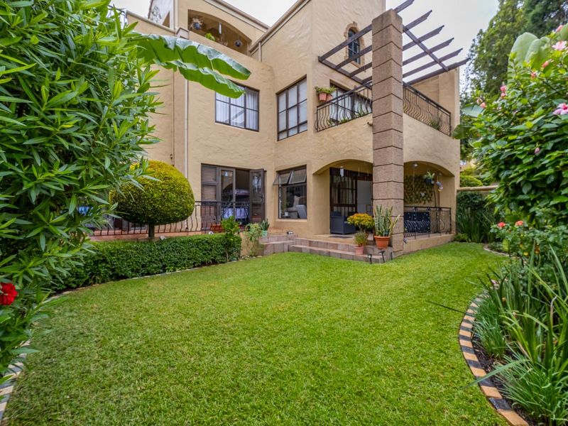 Elite Garden Sanctuary in the Heart of Riverclub - Photo 1