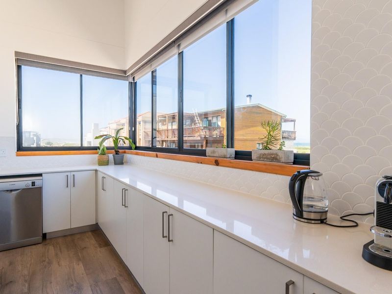 SPECTACULAR COASTAL RETREAT IN STILBAAI EAST - Photo 8