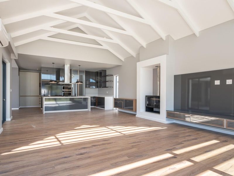 A refined family home in The Acres - Available from 1 June 2026 - Photo 5