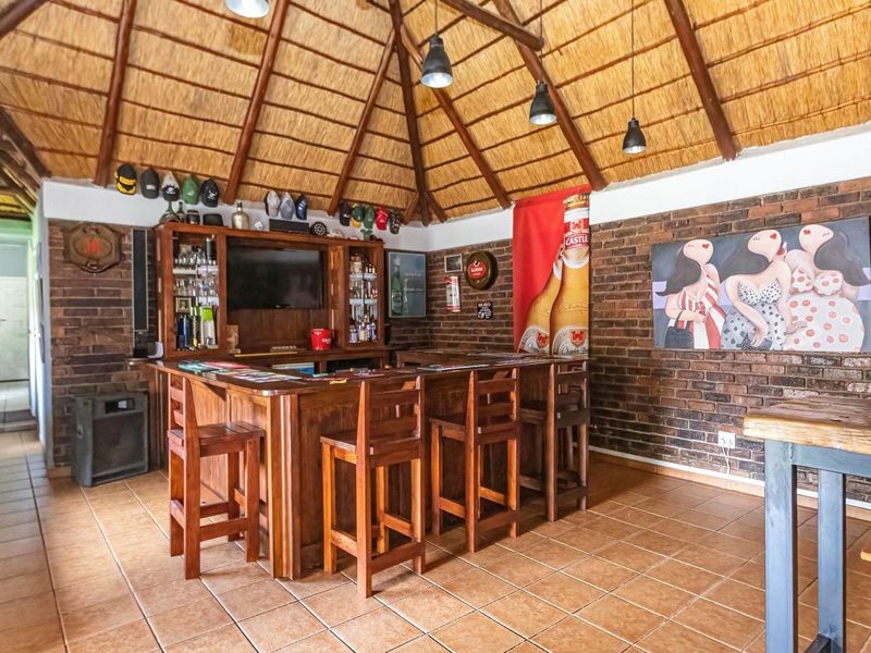 Ideal Starter Home or Business Opportunity in Prime Location - Photo 7