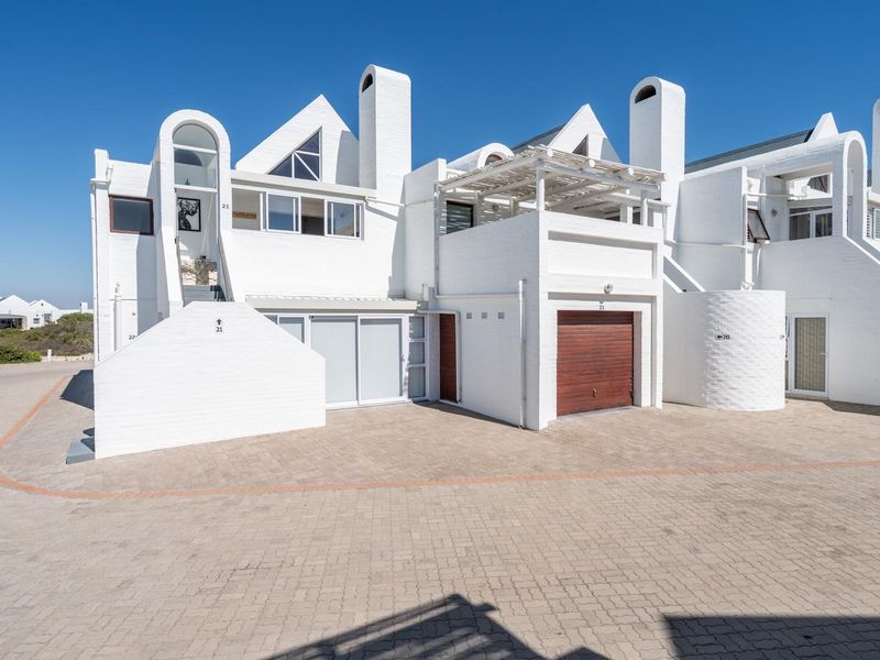 Fully Furnished Apartment For Sale In Upmarket Complex - Photo 3