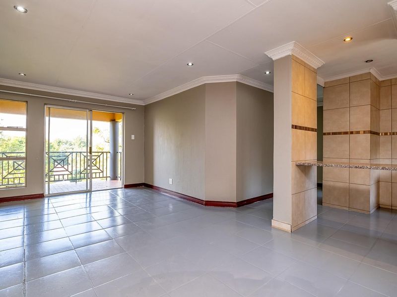 Modern Living Meets Ultimate Convenience | Cayman Bay, Bryanston - Photo 2