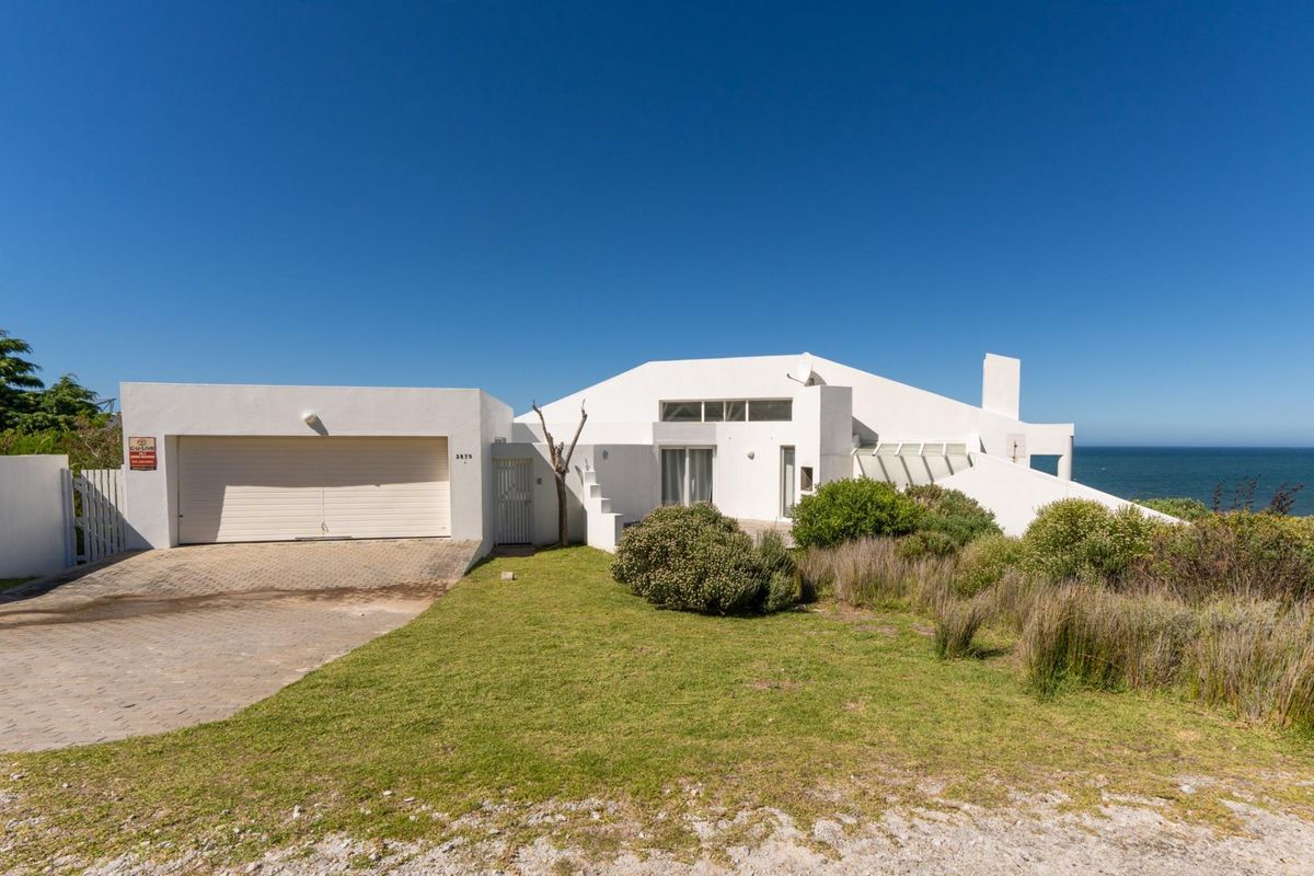 Invest in your own haven (piece of heaven?) in beautiful Betty's Bay. - Photo 2