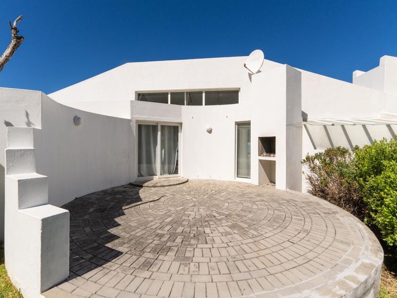 Invest in your own haven (piece of heaven?) in beautiful Betty's Bay. - Photo 4