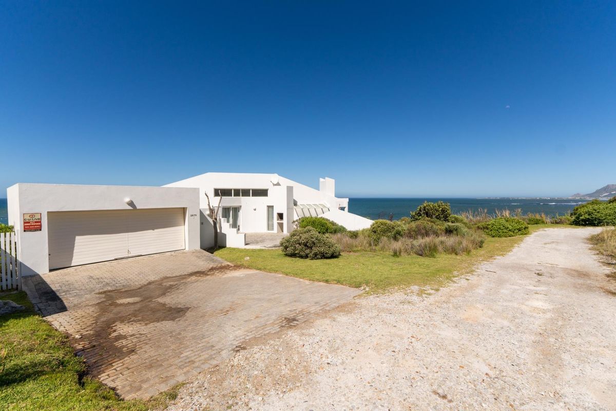 Invest in your own haven (piece of heaven?) in beautiful Betty's Bay. - Photo 3