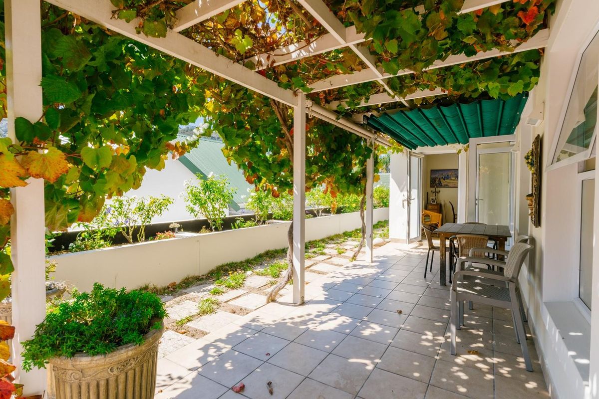 Move-in Ready Home in River Club - Photo 4