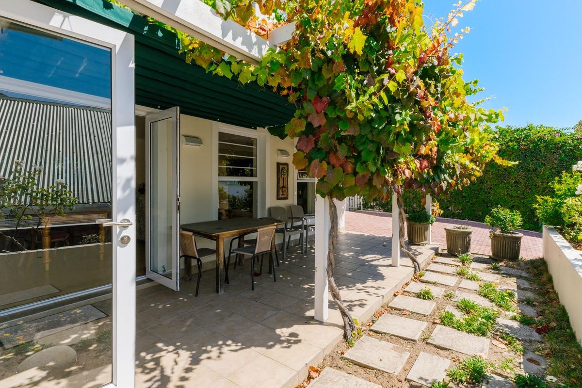 Move-in Ready Home in River Club - Photo 3