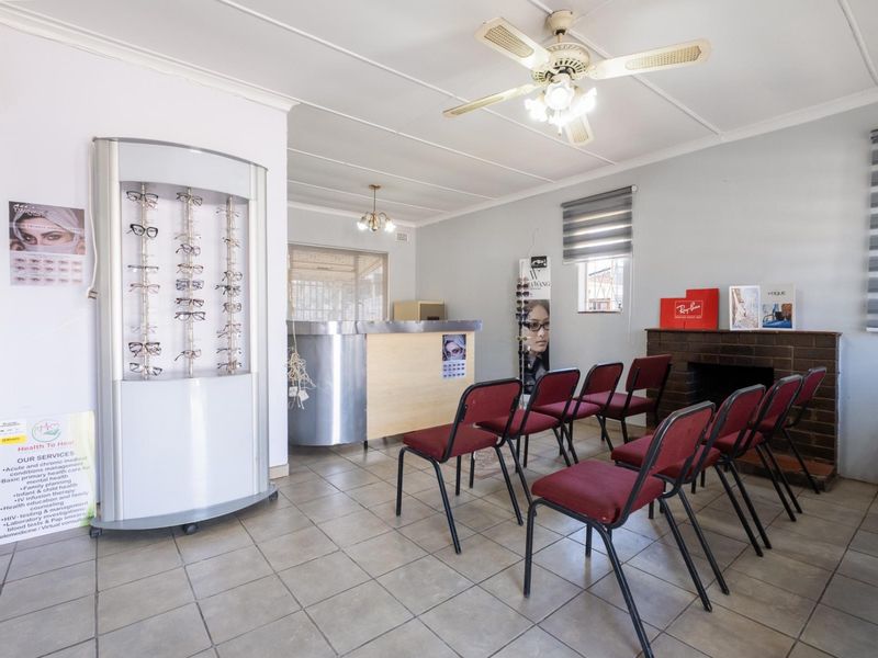 Well-Located Office Space To Let - Photo 7