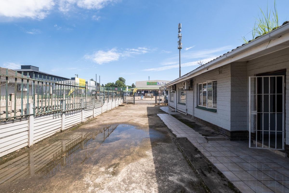 Well-Located Office Space To Let - Photo 4