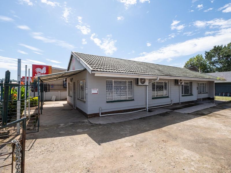 Well-Located Office Space To Let - Photo 3