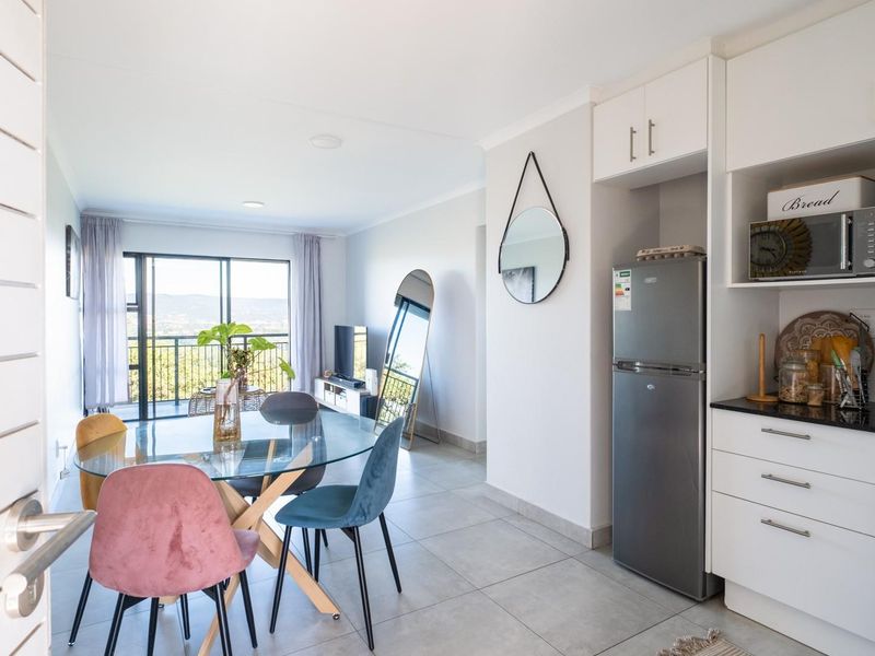 Secure Estate Living with Stunning City Views - Pietermaritzburg - Photo 2