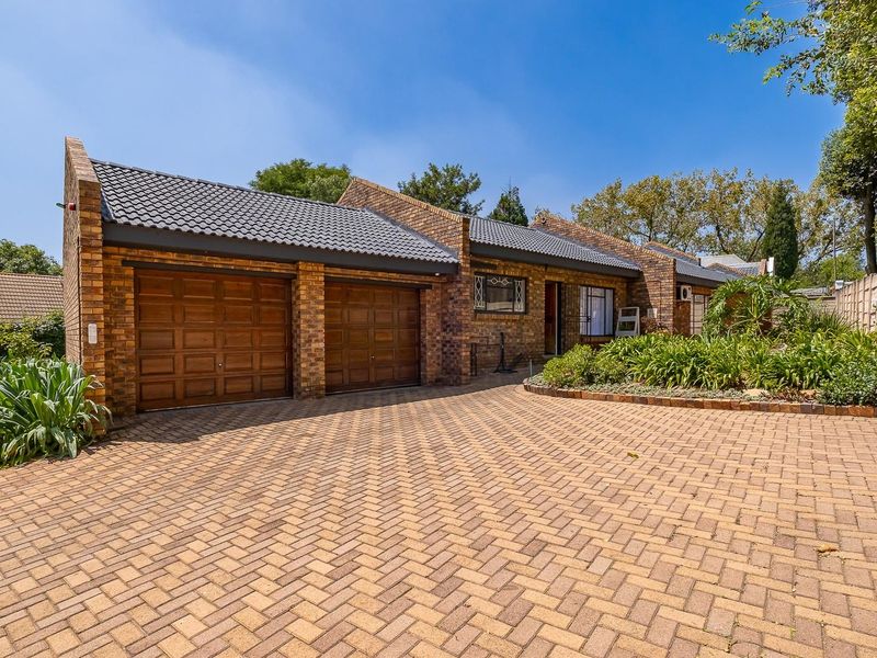 Charming 3-Bedroom Family Home with Flatlet in Secure Gated Community - Photo 5