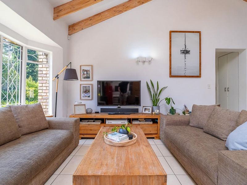 Charming 3-Bedroom Family Home with Flatlet in Secure Gated Community - Photo 9