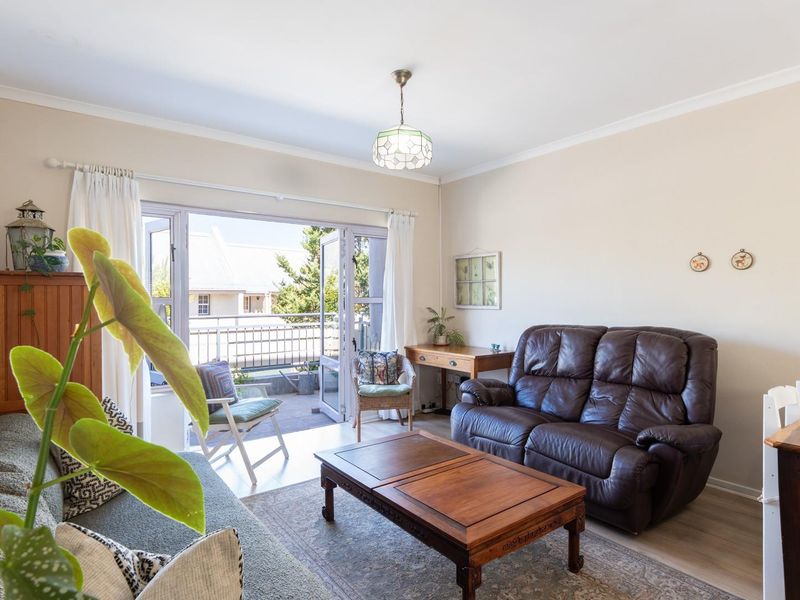 Cabernet- Secured and fully furnished - Photo 7