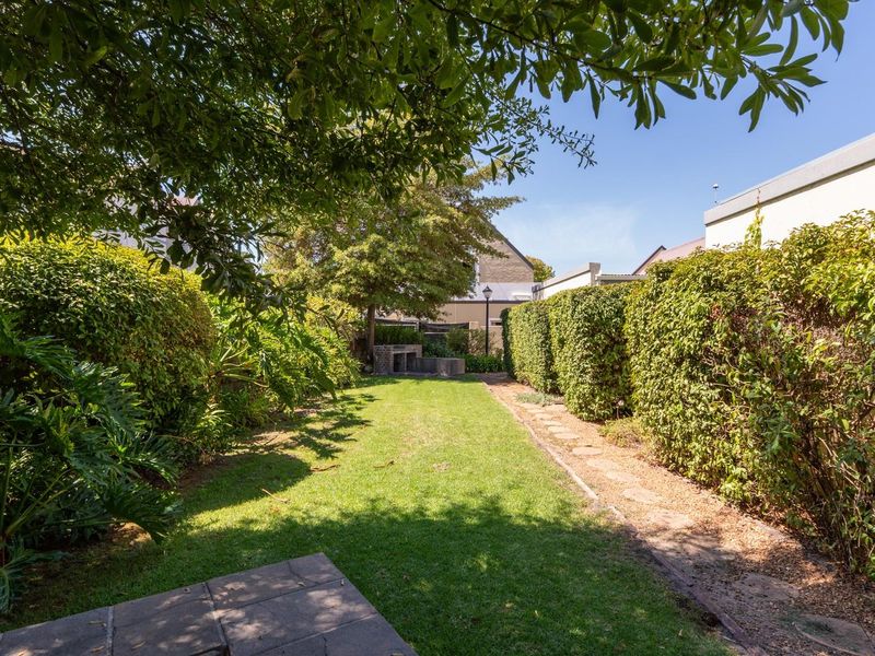 Cabernet- Secured and fully furnished - Photo 5