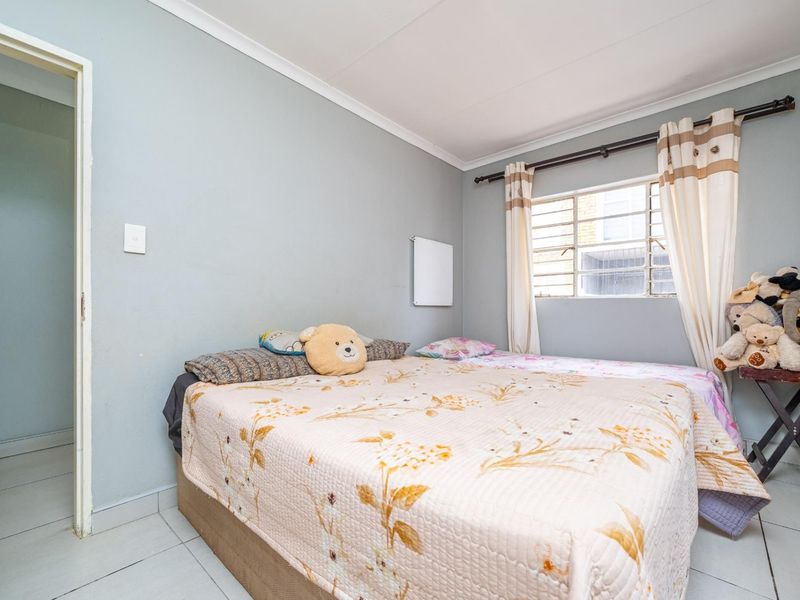 1 Bedroom Simplex Apartment for Sale in West Park - Photo 10