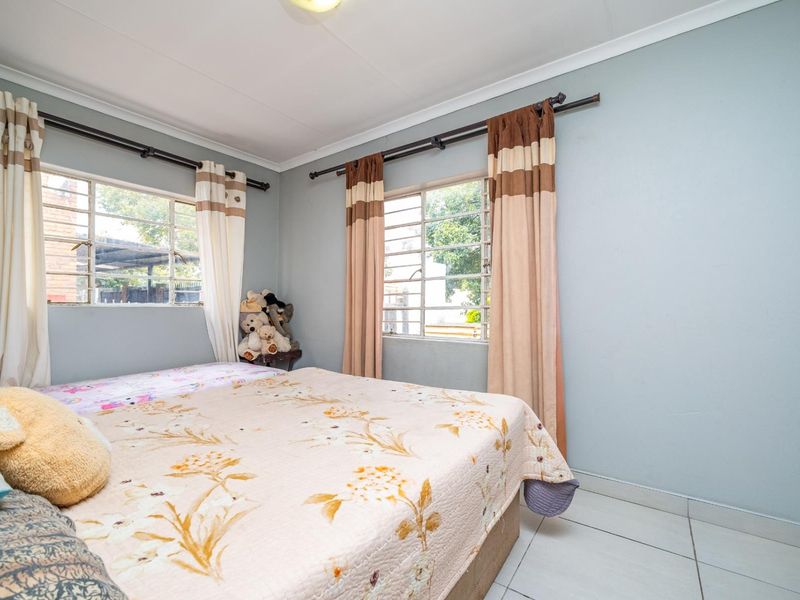 1 Bedroom Simplex Apartment for Sale in West Park - Photo 9
