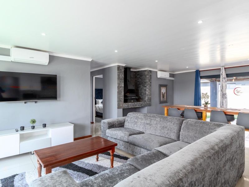 WIDE OPEN SPACES - Photo 5