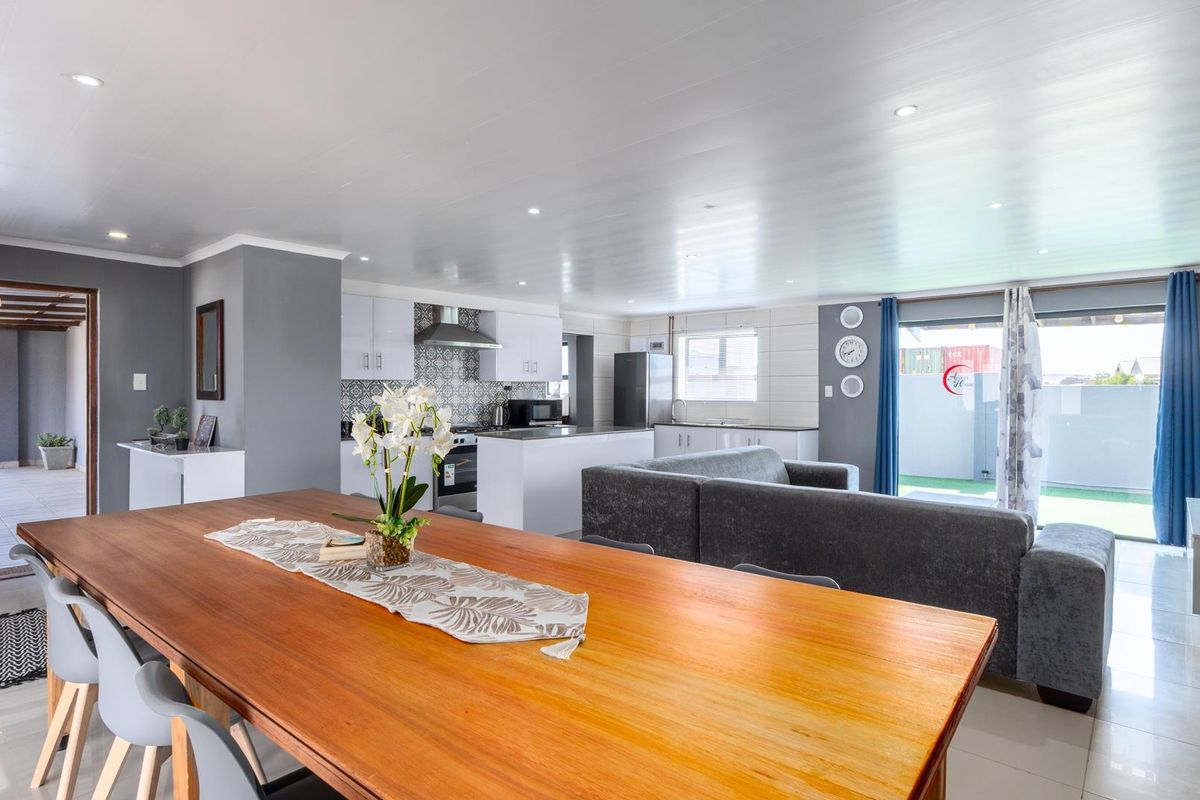 WIDE OPEN SPACES - Photo 3