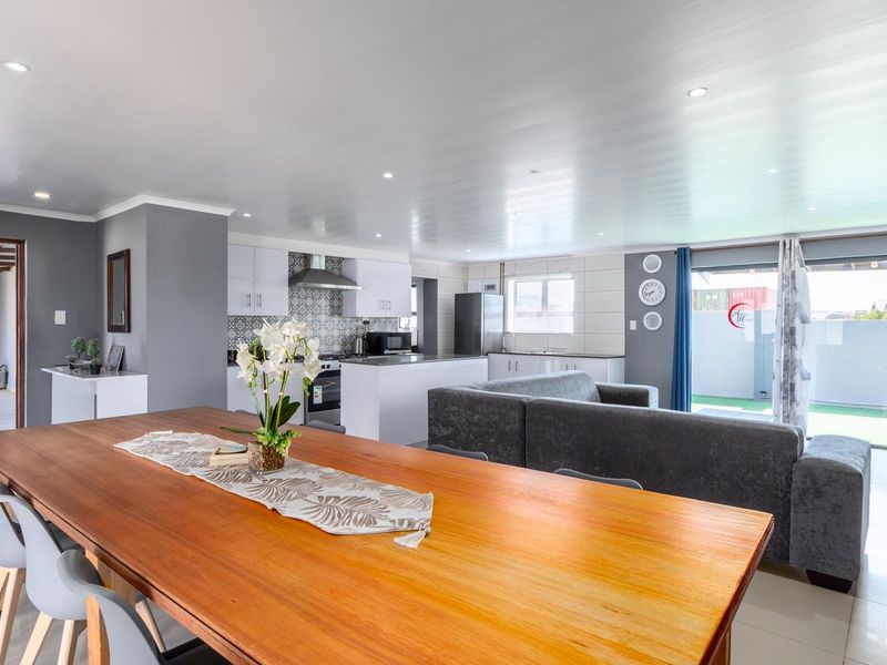 WIDE OPEN SPACES - Photo 3