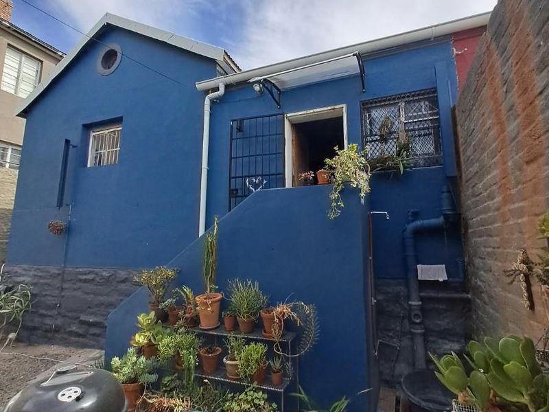 Commercial Property / Artist’s Studio - Unique and Versatile Space - Photo 7