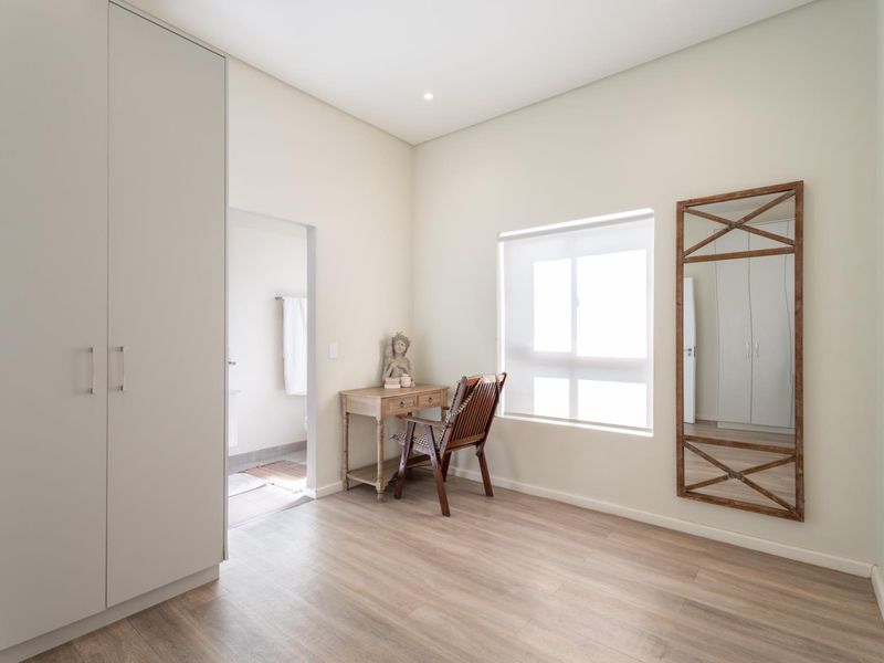 Beautiful Three bedroom Three bathroom house for sale in Mountain Crest Estate. - Photo 4