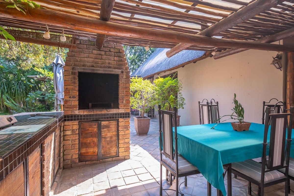 House For Sale in Laezonia Centurion - Photo 5