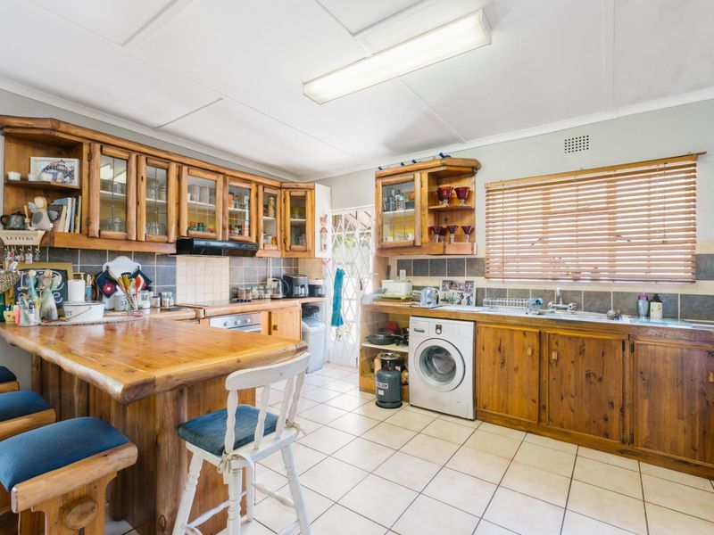 House Under Offer in Gordons Bay Village Gordons Bay - Photo 7