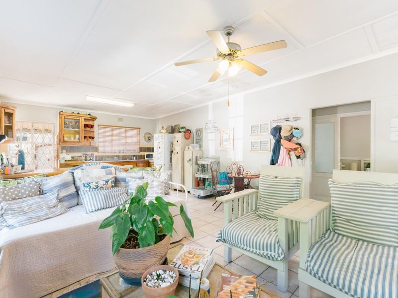 House Under Offer in Gordons Bay Village Gordons Bay - Photo 5